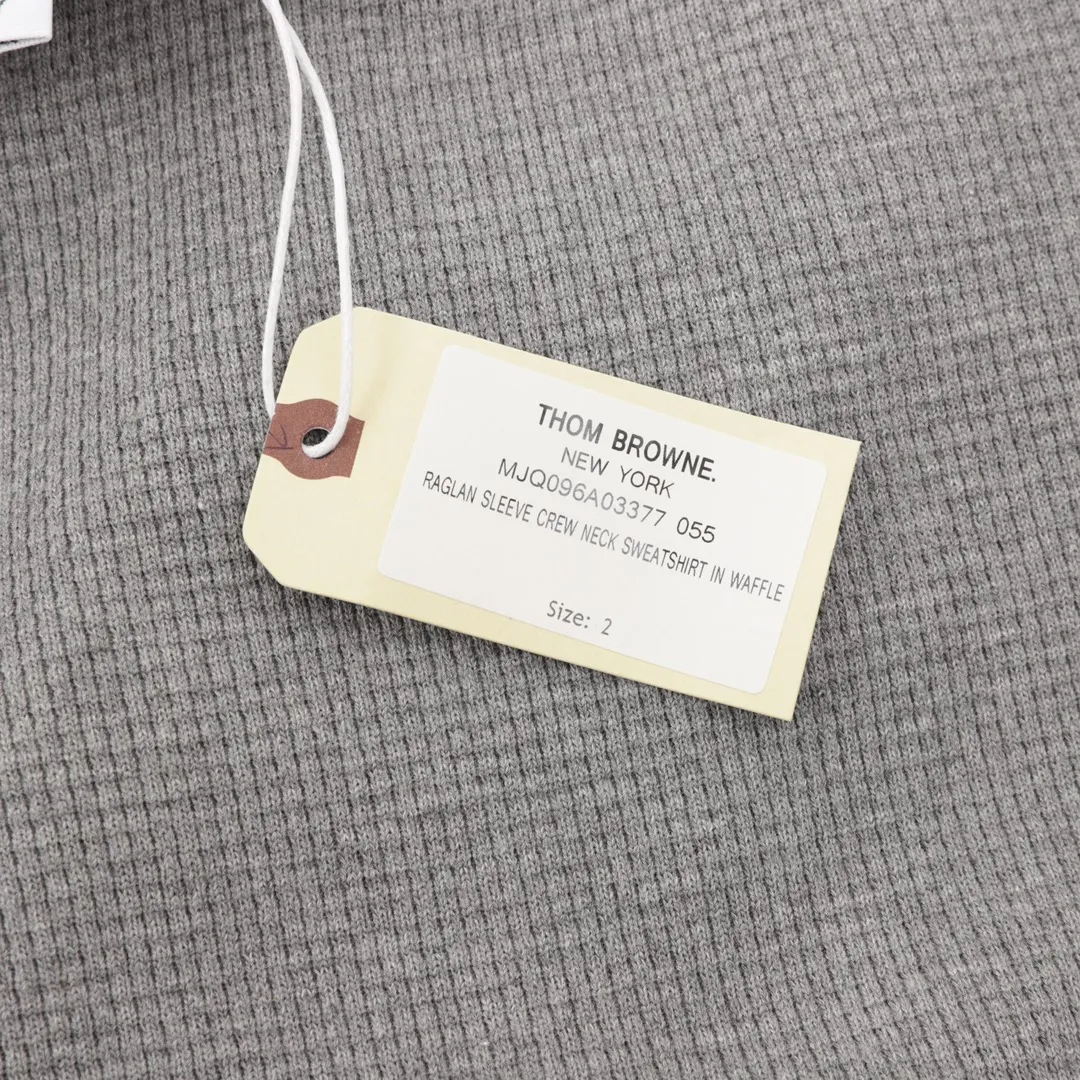 Thom Browne / Classic 420 ， ，32 3 ， ， ， ， ， Breathable ， ， ， TB ， ， ， ！ ， 。 Size: 1-4